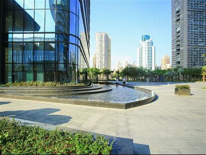 长富金茂大厦